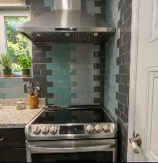 Spacious & Bright 2‑Bedroom Apartment — Steps from Dufferin Subw - Photo 5