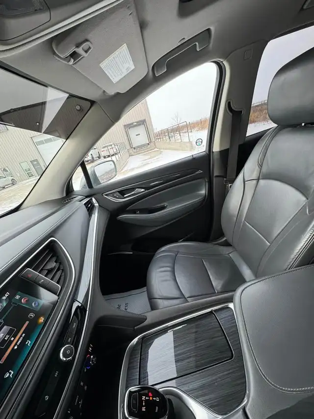 2018 Buick Enclave Essence - Photo 9