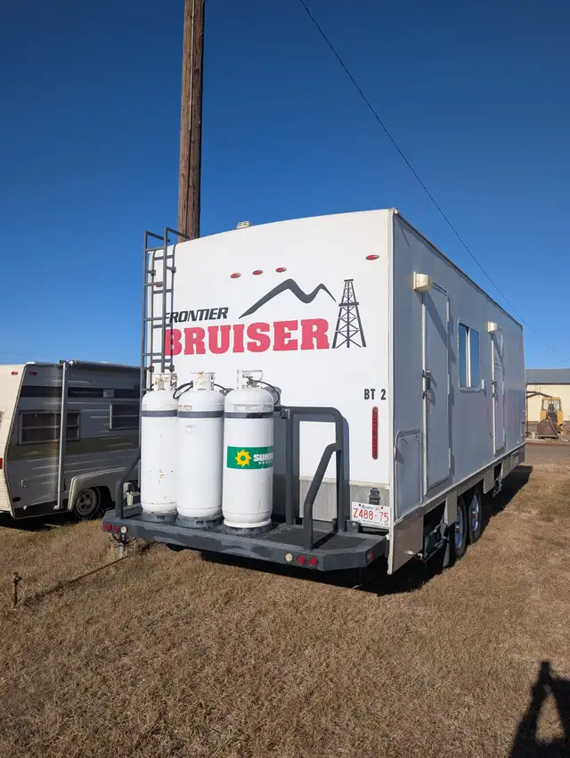 Office Trailer - Photo 4