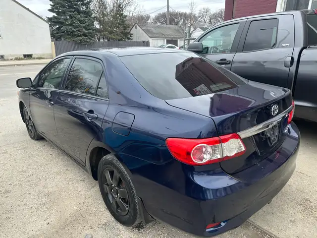 2013 Toyota Corolla LE AUTOMATIC NEW SAFETY CLEAN TITLE LOW KM - Photo 3