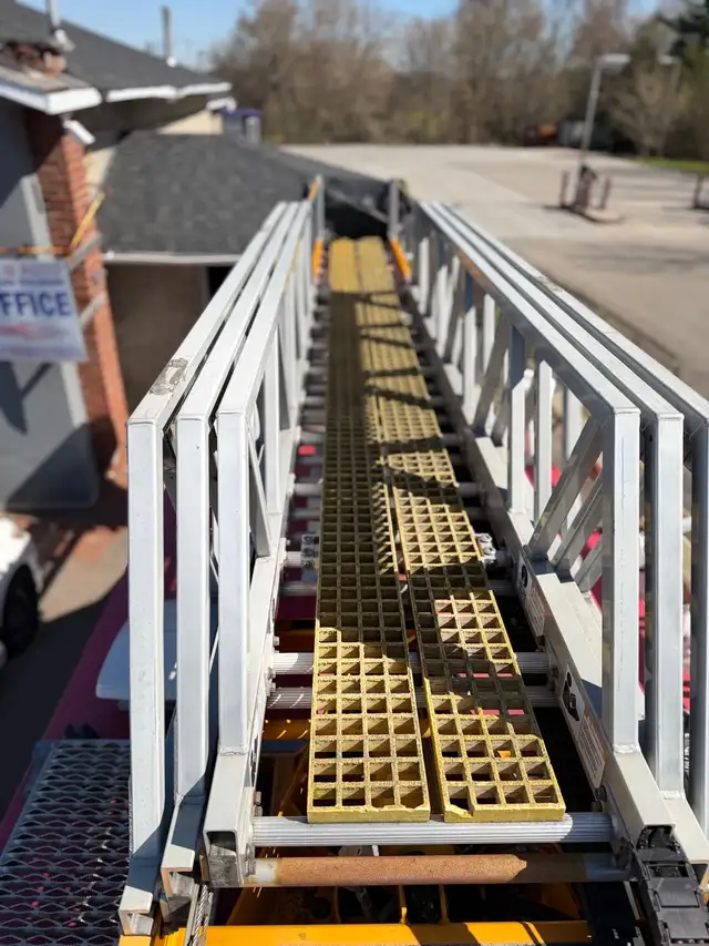 2015 Ford Econoline Commercial Cutaway - Photo 10