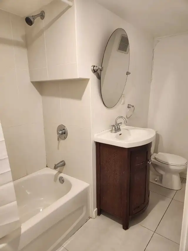 Basement for rent - Photo 2