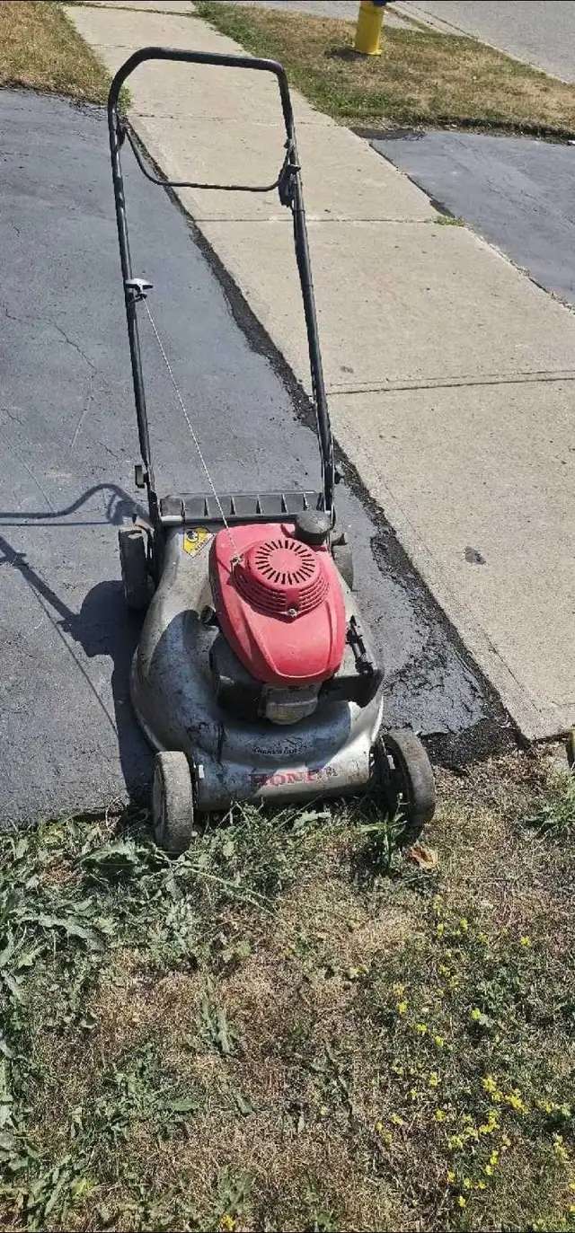 honda lawn mower - Photo 2