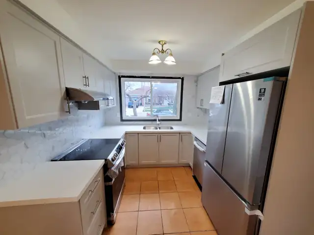 Main Floor for Rent - Photo 6