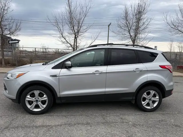 2015 Ford Escape 2015 FORD ESCAPE , 4X4  ,  AUTOMATIQUE , 4 CYLI - Photo 2