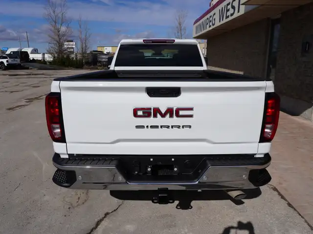 2024 GMC Sierra 3500HD ONLY 5,000 k | LONG BED | X31 OFF-ROAD PA - Photo 10