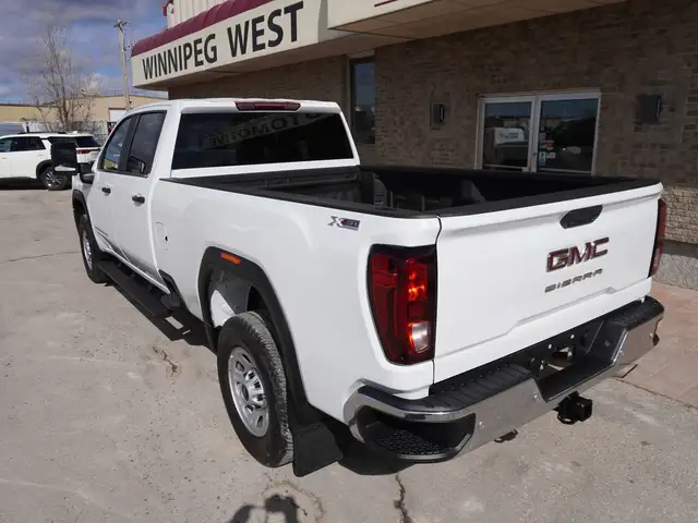 2024 GMC Sierra 3500HD ONLY 5,000 k | LONG BED | X31 OFF-ROAD PA - Photo 11