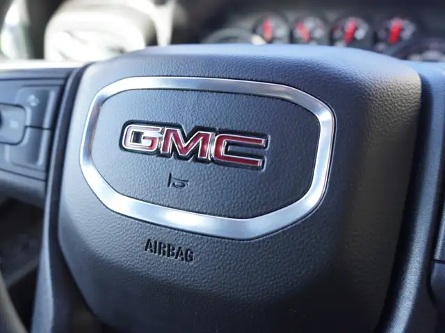 2024 GMC Sierra 3500HD ONLY 5,000 k | LONG BED | X31 OFF-ROAD PA - Photo 21