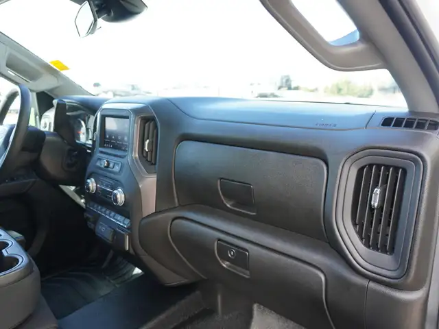 2024 GMC Sierra 3500HD ONLY 5,000 k | LONG BED | X31 OFF-ROAD PA - Photo 33