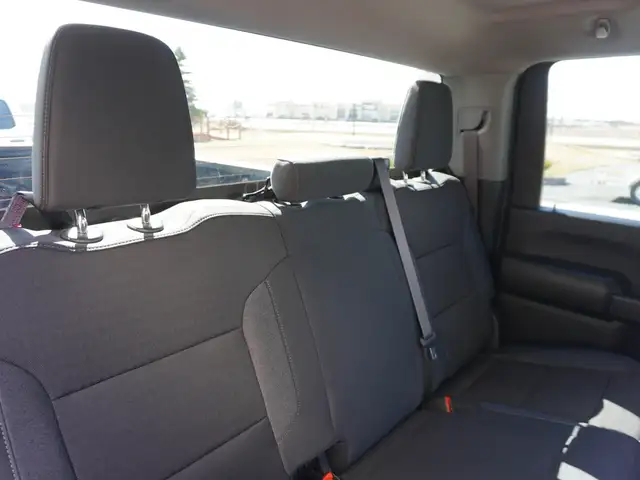 2024 GMC Sierra 3500HD ONLY 5,000 k | LONG BED | X31 OFF-ROAD PA - Photo 37