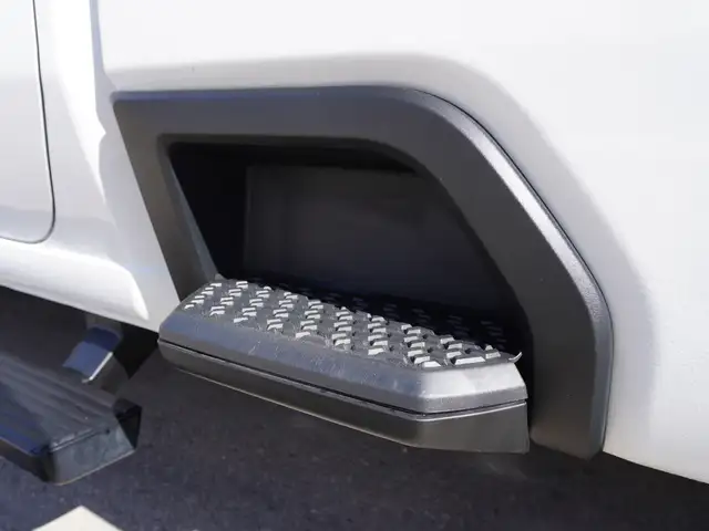 2024 GMC Sierra 3500HD ONLY 5,000 k | LONG BED | X31 OFF-ROAD PA - Photo 43