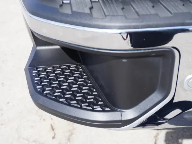 2024 GMC Sierra 3500HD ONLY 5,000 k | LONG BED | X31 OFF-ROAD PA - Photo 44