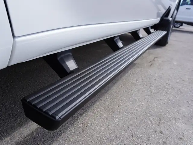 2024 GMC Sierra 3500HD ONLY 5,000 k | LONG BED | X31 OFF-ROAD PA - Photo 45