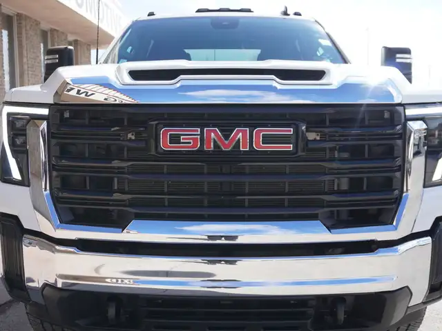 2024 GMC Sierra 3500HD ONLY 5,000 k | LONG BED | X31 OFF-ROAD PA - Photo 47