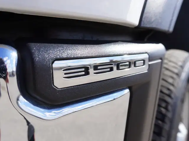 2024 GMC Sierra 3500HD ONLY 5,000 k | LONG BED | X31 OFF-ROAD PA - Photo 48