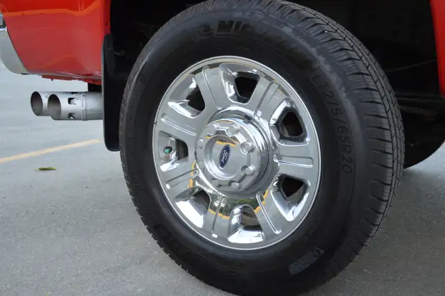 2012 Ford F-350 SuperDuty Lariat 6.7L Diesel 4x4 CrewCab - Photo 8