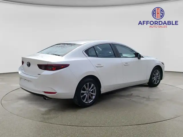 2019 Mazda MAZDA3 GS - Photo 5