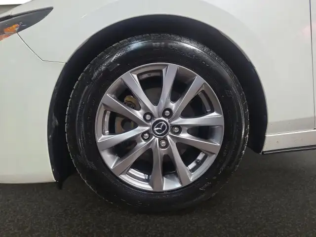 2019 Mazda MAZDA3 GS - Photo 9