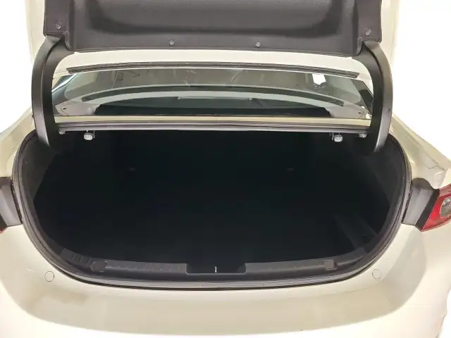 2019 Mazda MAZDA3 GS - Photo 18