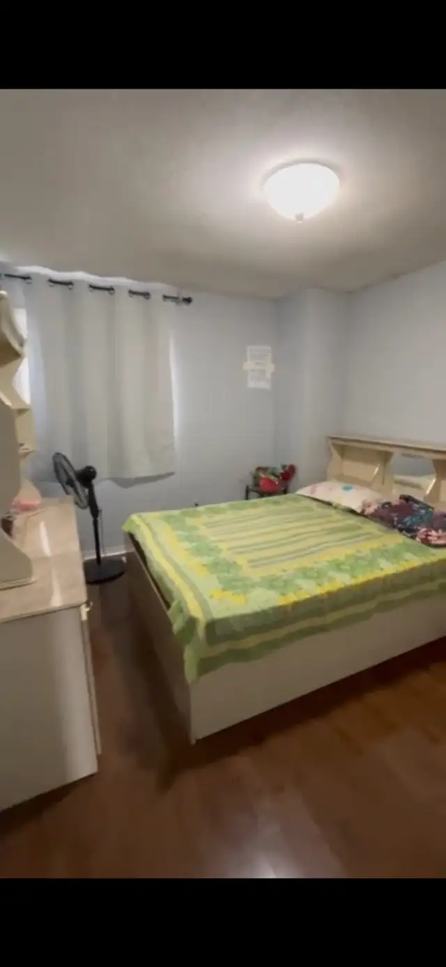 Room for Rent Upstairs - Photo 2