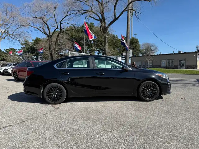 2020 Kia Forte EX l Limited IVT l 2.0L l 4Cyl l FWD l Navigation - Photo 7