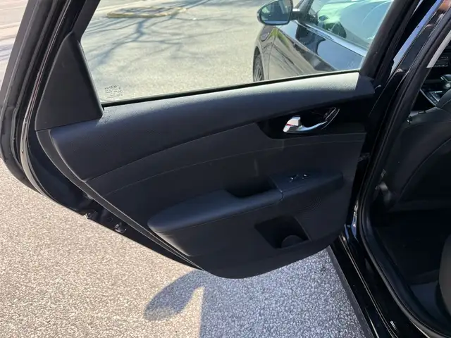 2020 Kia Forte EX l Limited IVT l 2.0L l 4Cyl l FWD l Navigation - Photo 11