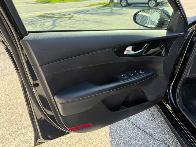 2020 Kia Forte EX l Limited IVT l 2.0L l 4Cyl l FWD l Navigation - Photo 15