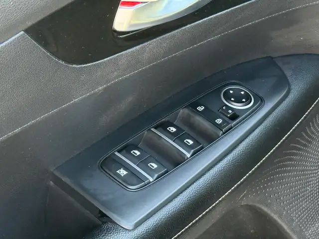 2020 Kia Forte EX l Limited IVT l 2.0L l 4Cyl l FWD l Navigation - Photo 16