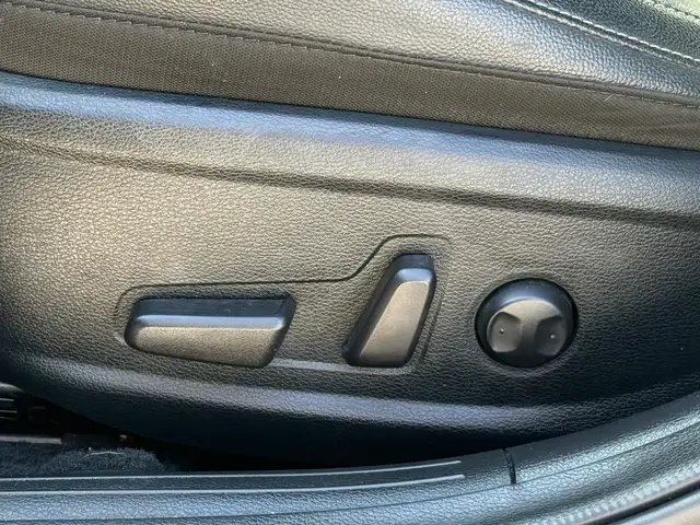 2020 Kia Forte EX l Limited IVT l 2.0L l 4Cyl l FWD l Navigation - Photo 17