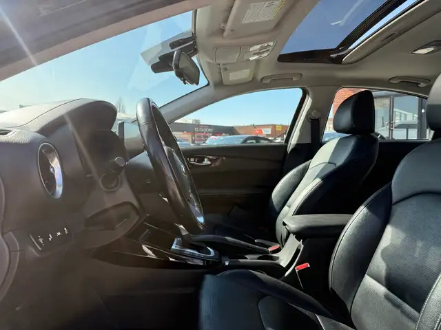 2020 Kia Forte EX l Limited IVT l 2.0L l 4Cyl l FWD l Navigation - Photo 18