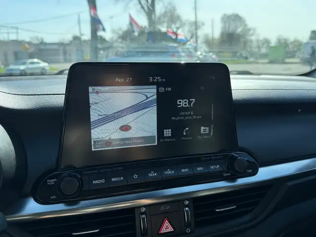 2020 Kia Forte EX l Limited IVT l 2.0L l 4Cyl l FWD l Navigation - Photo 30