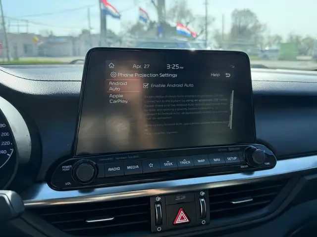 2020 Kia Forte EX l Limited IVT l 2.0L l 4Cyl l FWD l Navigation - Photo 32