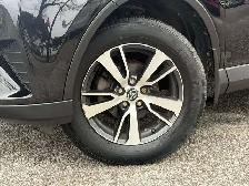 2018 Toyota RAV4 AWD l LE l 2.5i l 4Cyl l LDW l 2 Wheel Sets - Photo 4