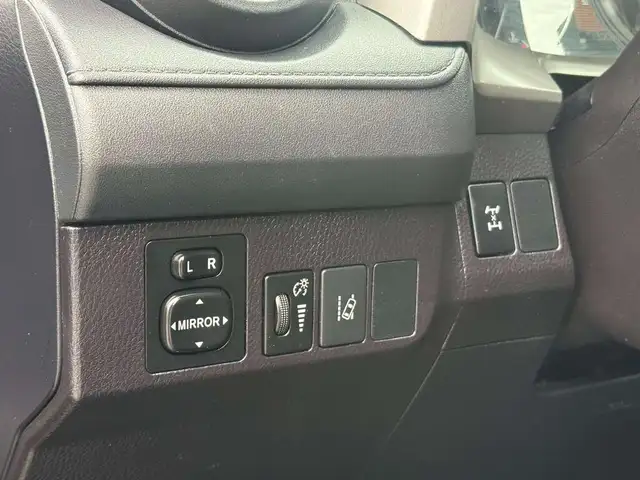 2018 Toyota RAV4 AWD l LE l 2.5i l 4Cyl l LDW l 2 Wheel Sets - Photo 19