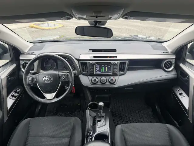 2018 Toyota RAV4 AWD l LE l 2.5i l 4Cyl l LDW l 2 Wheel Sets - Photo 20