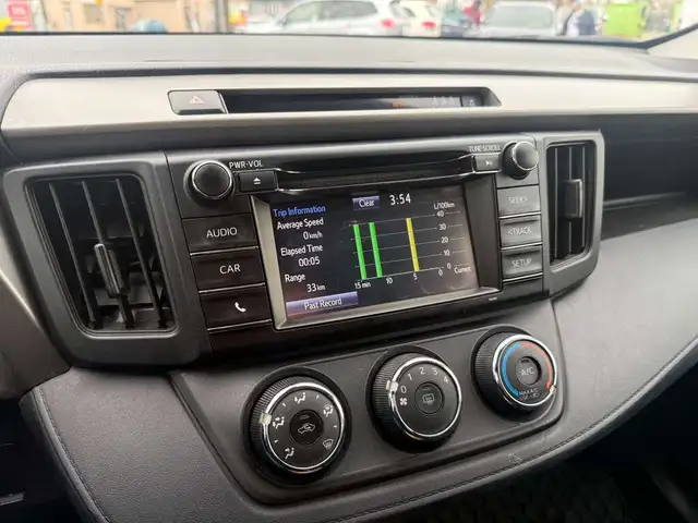 2018 Toyota RAV4 AWD l LE l 2.5i l 4Cyl l LDW l 2 Wheel Sets - Photo 28