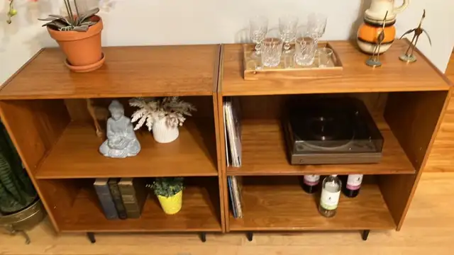 Mid century. TEAK TECK. Buffet, bibliothèque, bar / Fauteuil - Photo 2