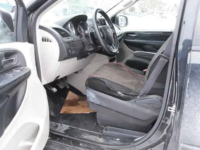 2015 Dodge Grand Caravan CANADA VALUE PACKAGE - Photo 5