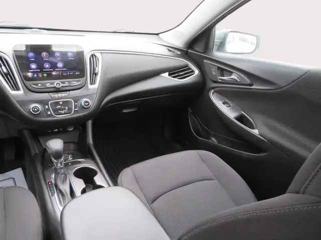 2022 Chevrolet Malibu 4dr Sdn LS w/1FL - Photo 13