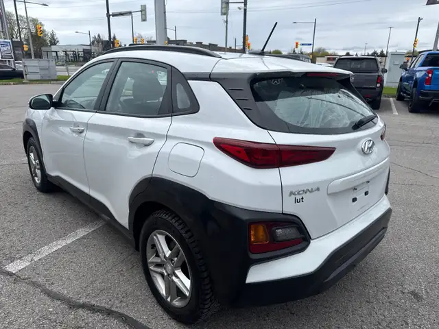 2019 Hyundai Kona 2.0L Essential Two Sets of Tires, Local Trade! - Photo 7