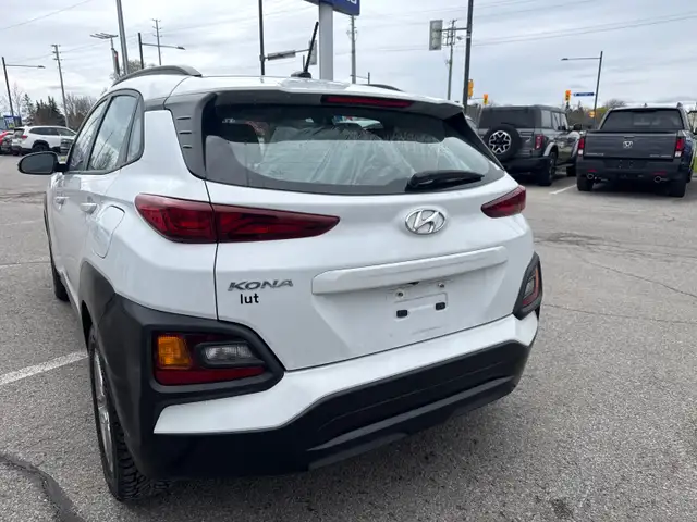 2019 Hyundai Kona 2.0L Essential Two Sets of Tires, Local Trade! - Photo 8