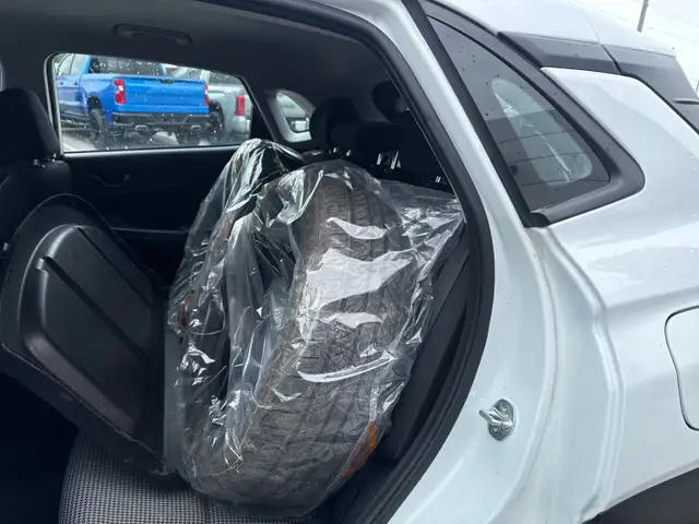 2019 Hyundai Kona 2.0L Essential Two Sets of Tires, Local Trade! - Photo 10