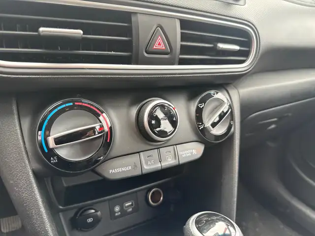 2019 Hyundai Kona 2.0L Essential Two Sets of Tires, Local Trade! - Photo 14