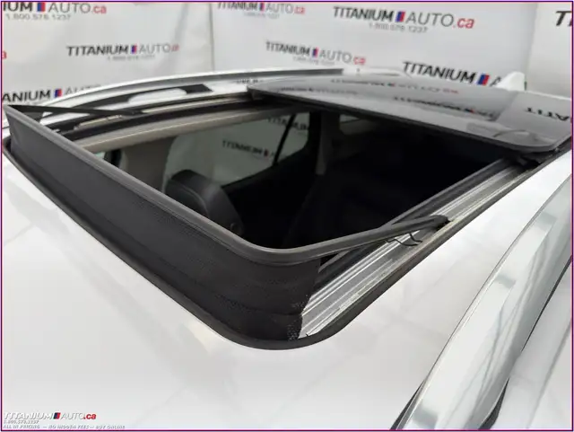 2023 GMC Terrain DENALI AWD-Pano Roof-Advanced Driver Assist PKG - Photo 37