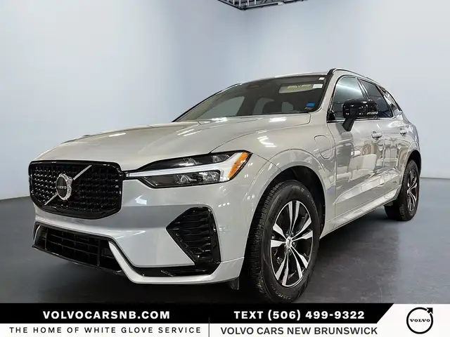 2025 Volvo XC60 Plug-In Hybrid T8 AWD Core Dark Theme
