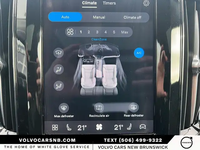 2025 Volvo XC60 Plug-In Hybrid T8 AWD Core Dark Theme - Photo 11