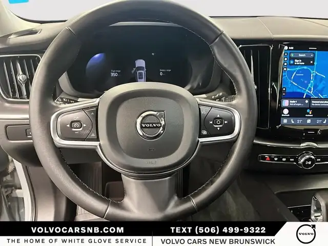 2025 Volvo XC60 Plug-In Hybrid T8 AWD Core Dark Theme - Photo 13