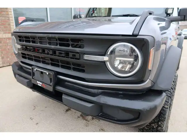 2021 Ford Bronco CONVERTIBLE/BACK UP CAMERA AND MORE - Photo 5