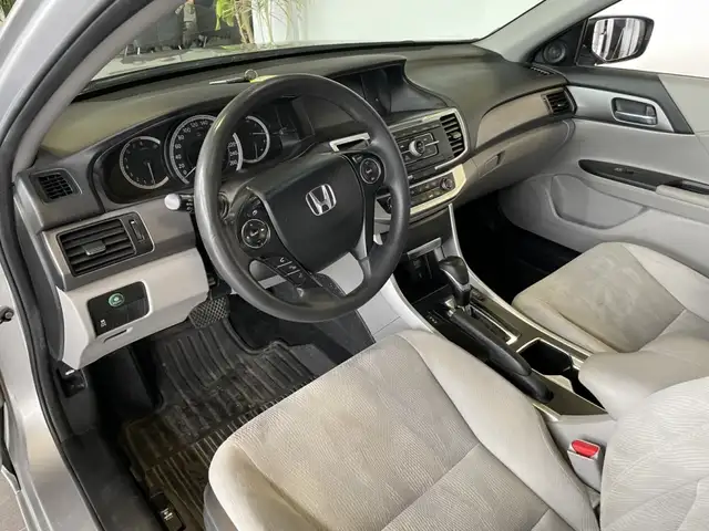 2015 Honda Accord Sedan LX - Photo 14