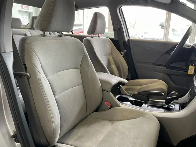 2015 Honda Accord Sedan LX - Photo 29